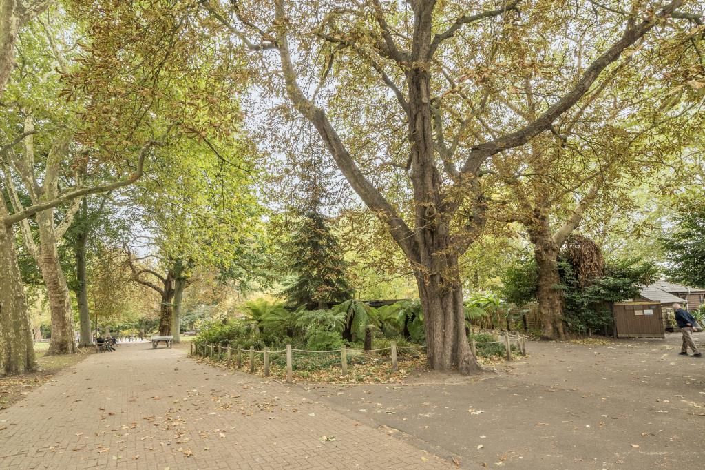 Property photo 3 of 11 External View