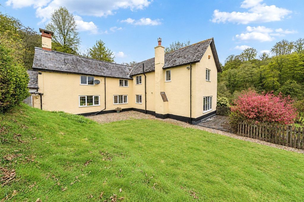 Property photo 1 of 28 Picture No. 81