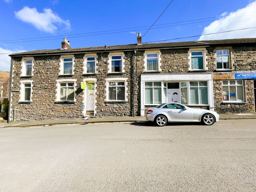Property photo 2 of 38