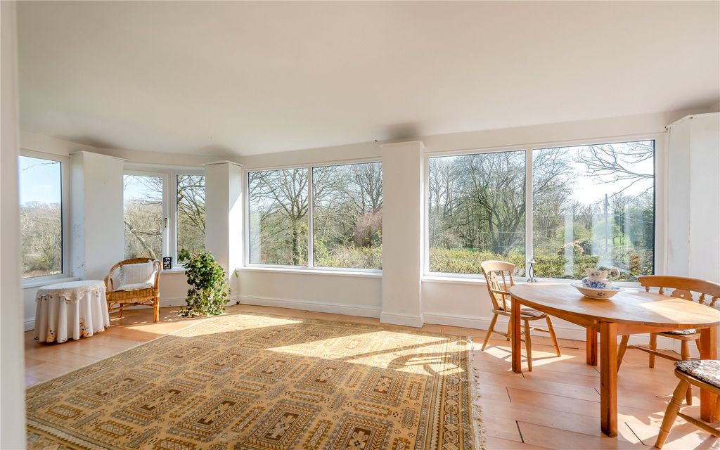 Property photo 2 of 60 Picture No. 53