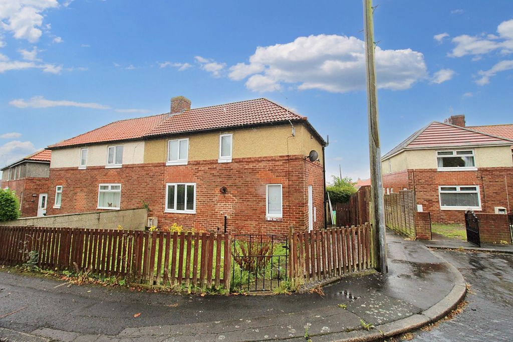 Property photo 1 of 8