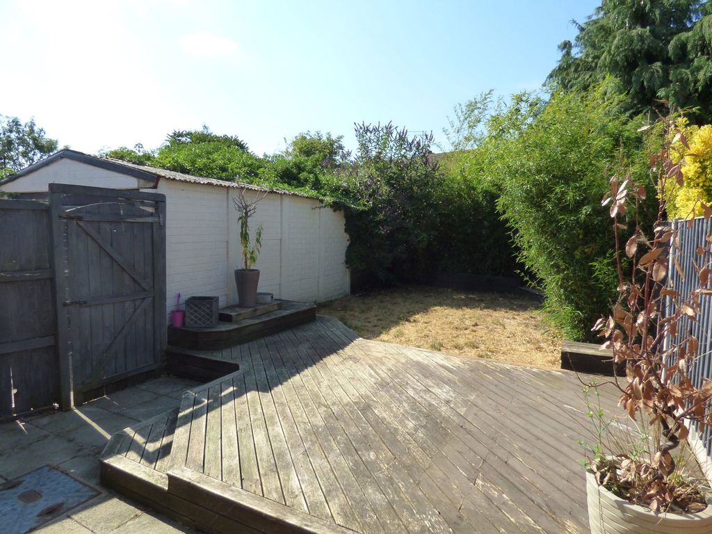 Property photo 2 of 13