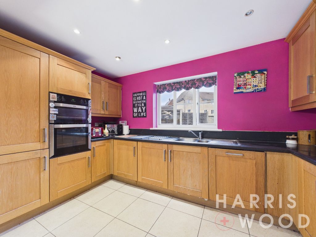 Property photo 2 of 22 4292122