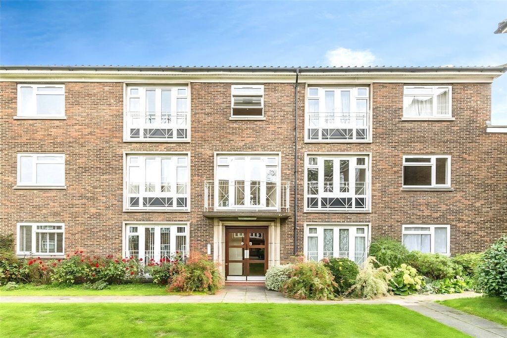 Property photo 1 of 12 Exterior