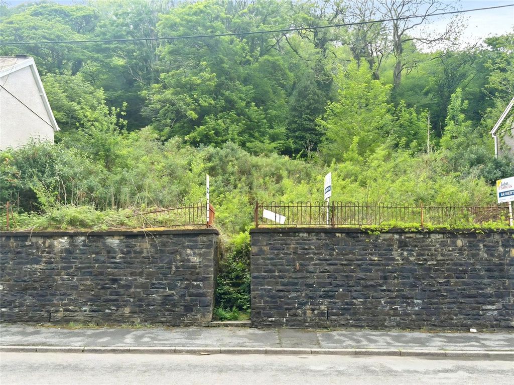 Property photo 1 of 5 Picture No. 01