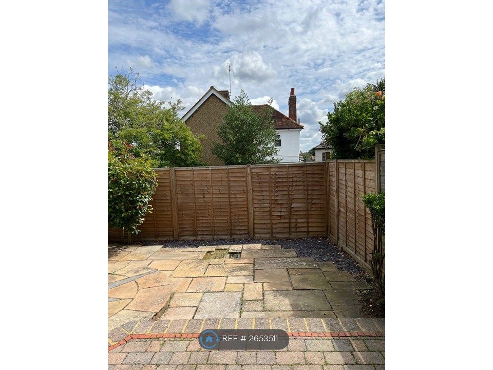 Property photo 3 of 16 Garden