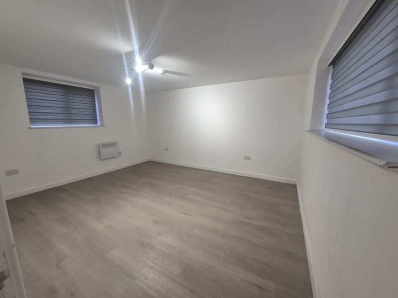 Property photo 2 of 7 Photo 2