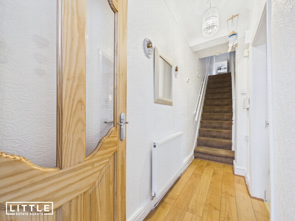 Property photo 2 of 23 Photo 14