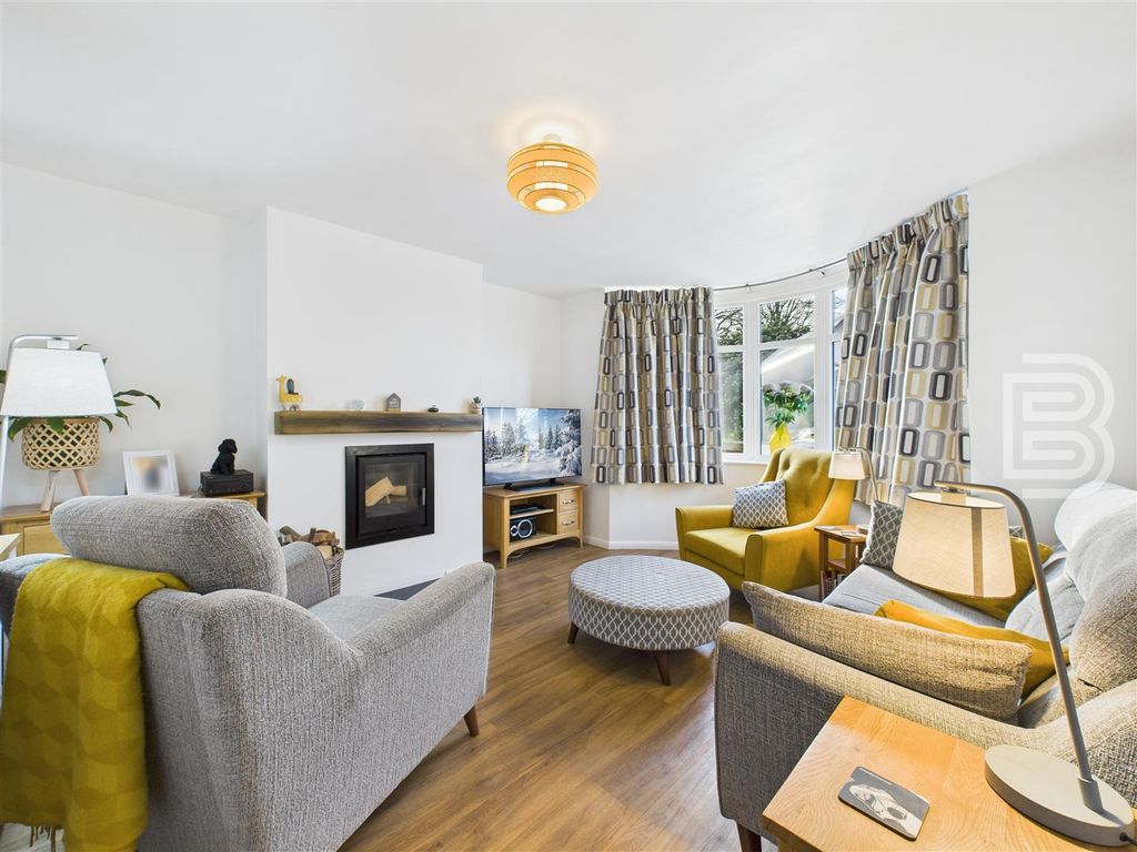 Property photo 3 of 28 Cam05587G0-Pr0094-Still014.Jpg