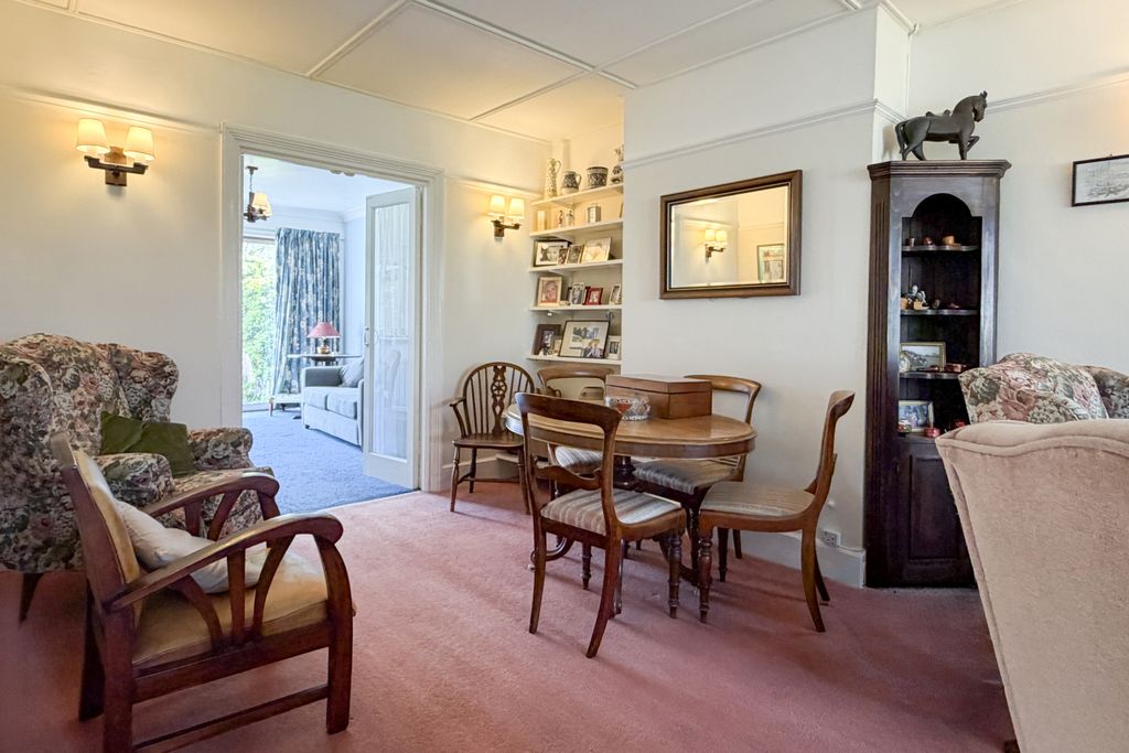 Property photo 3 of 19 3