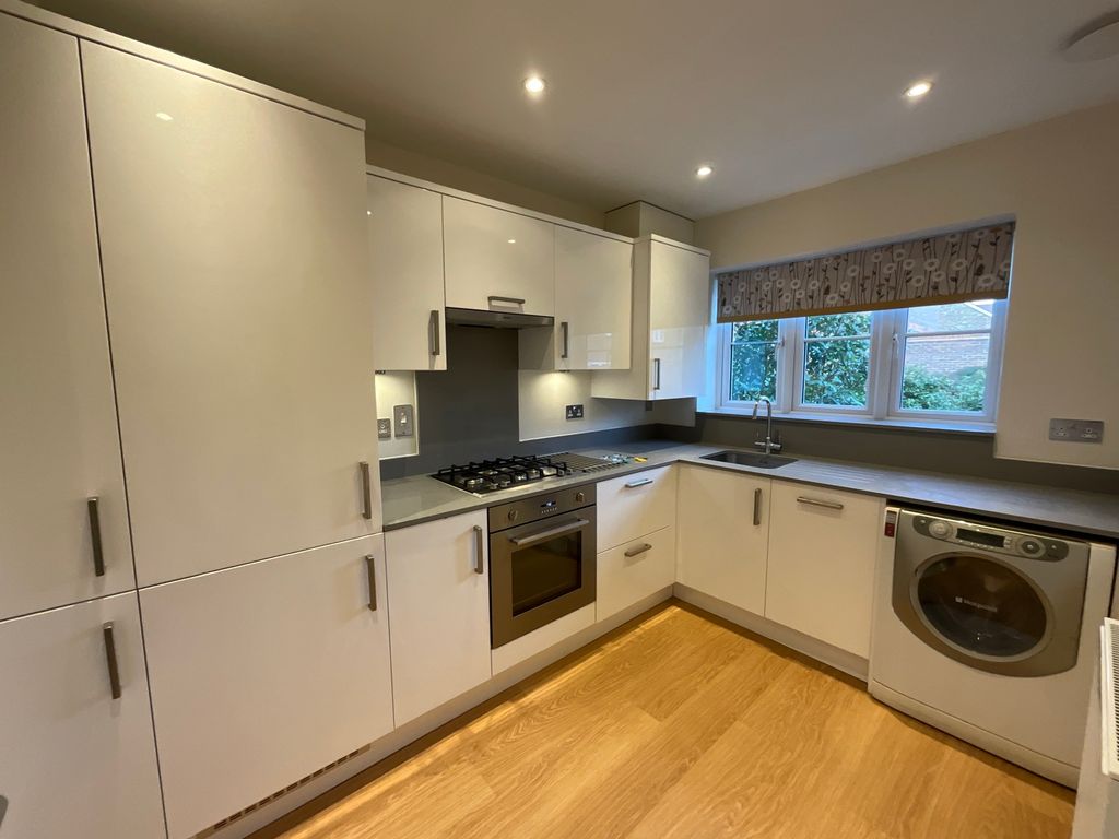 Property photo 2 of 10 Picture No. 17