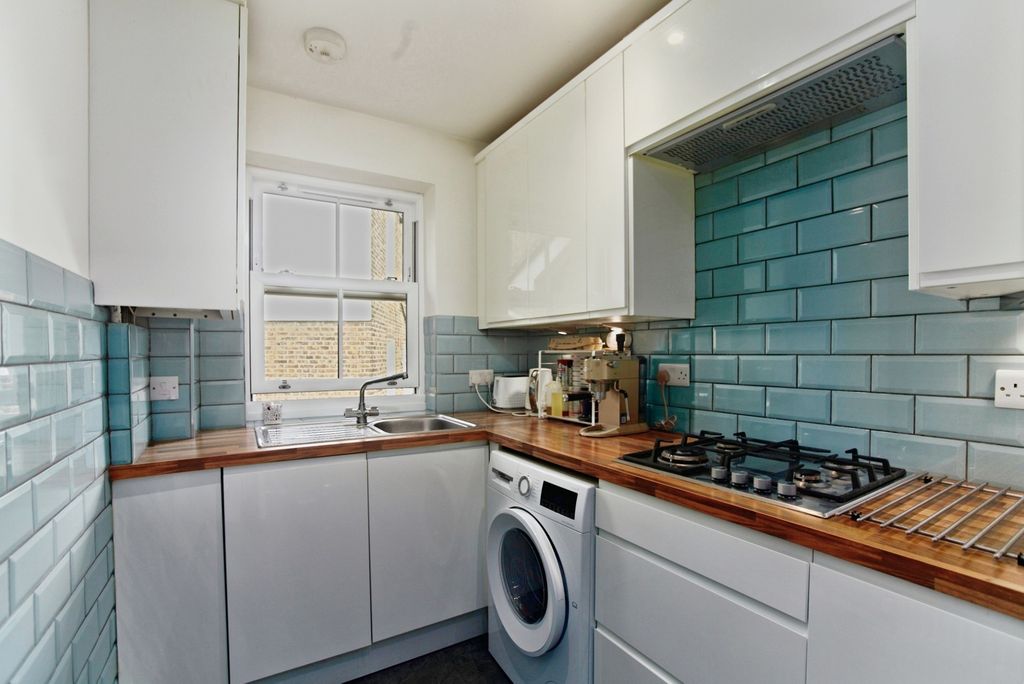 Property photo 3 of 19 Pbox-Img.Jpg