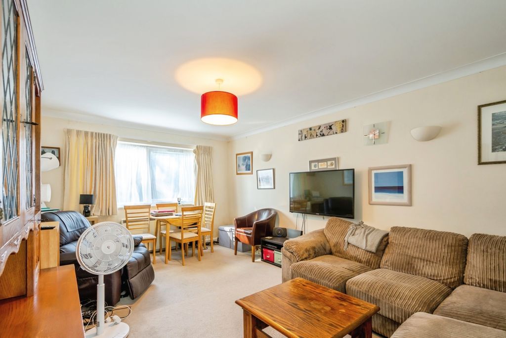 Property photo 3 of 15 Photo