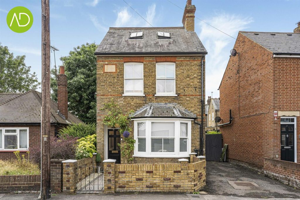 Property photo 1 of 35 34.Png