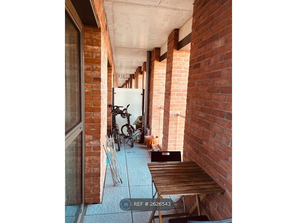 Property photo 3 of 21 Balcony