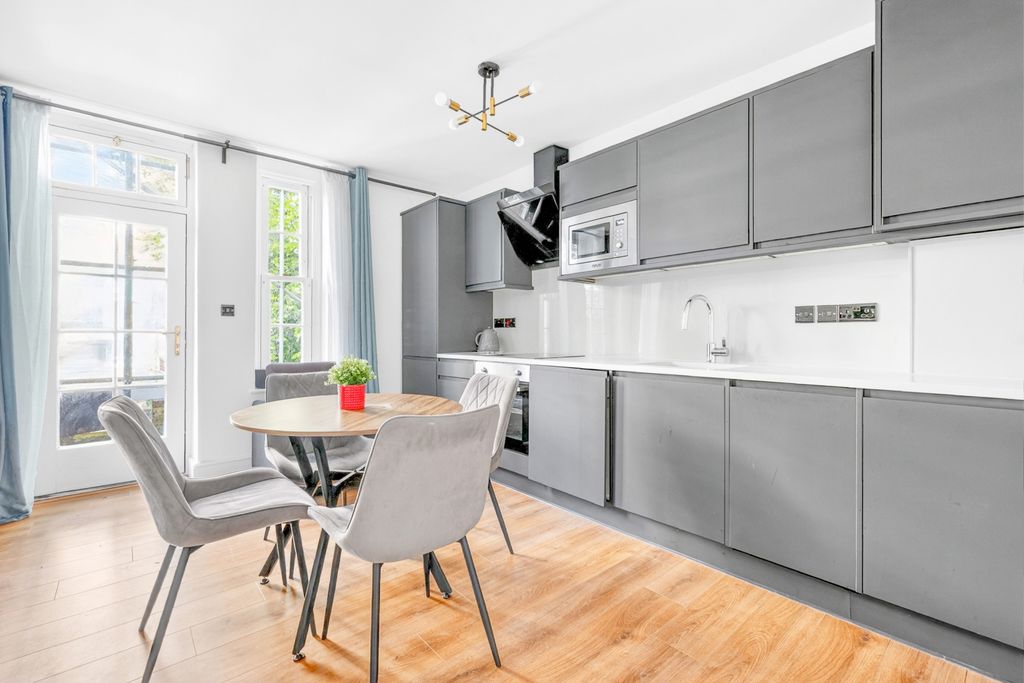 Property photo 1 of 12 Kitchen