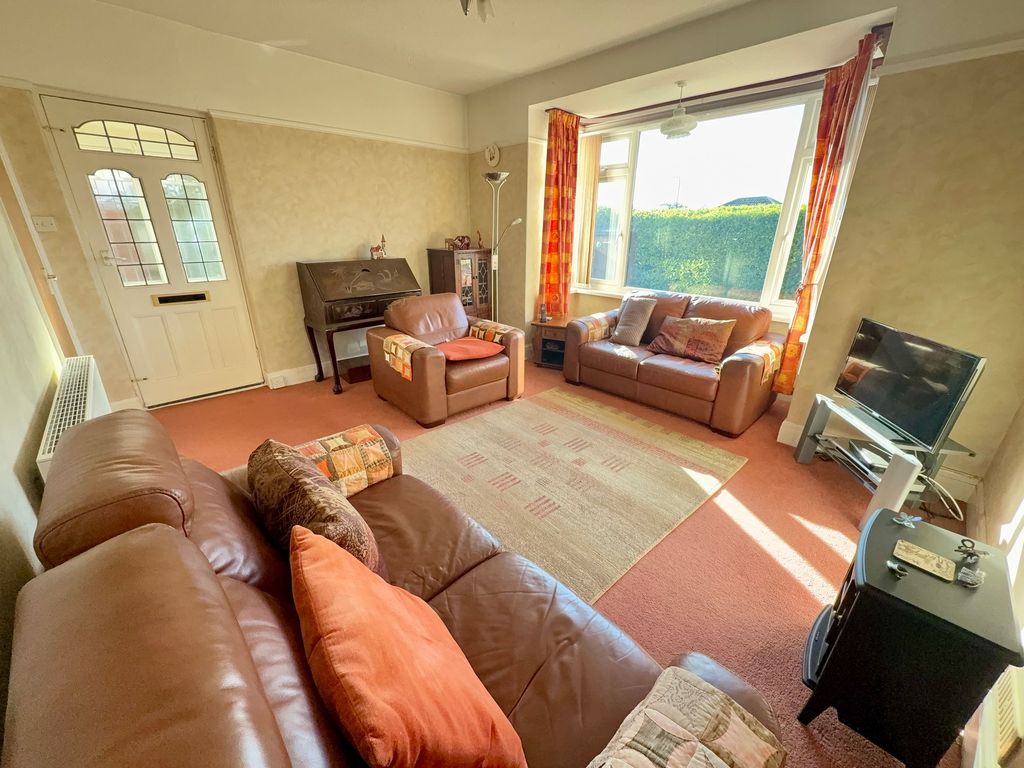 Property photo 3 of 25