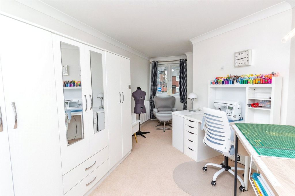 Property photo 3 of 15 Dining/Hobby Room