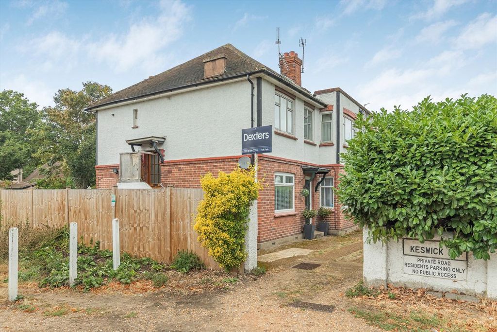 Property photo 1 of 2