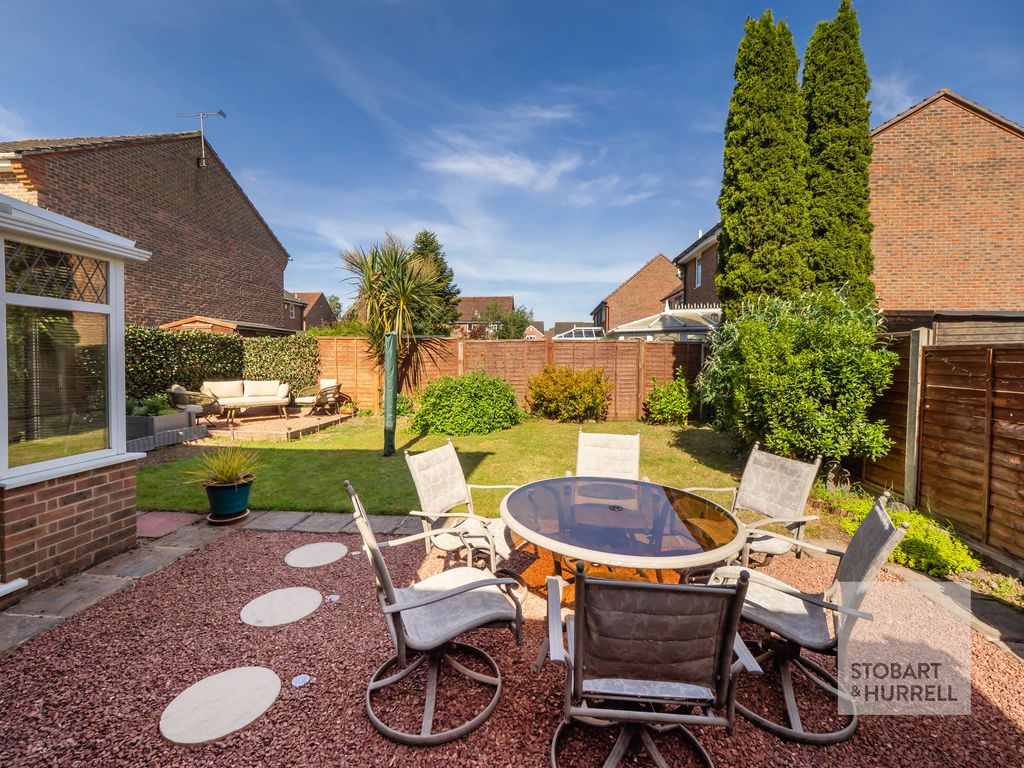 Property photo 3 of 20 Alfresco Dining