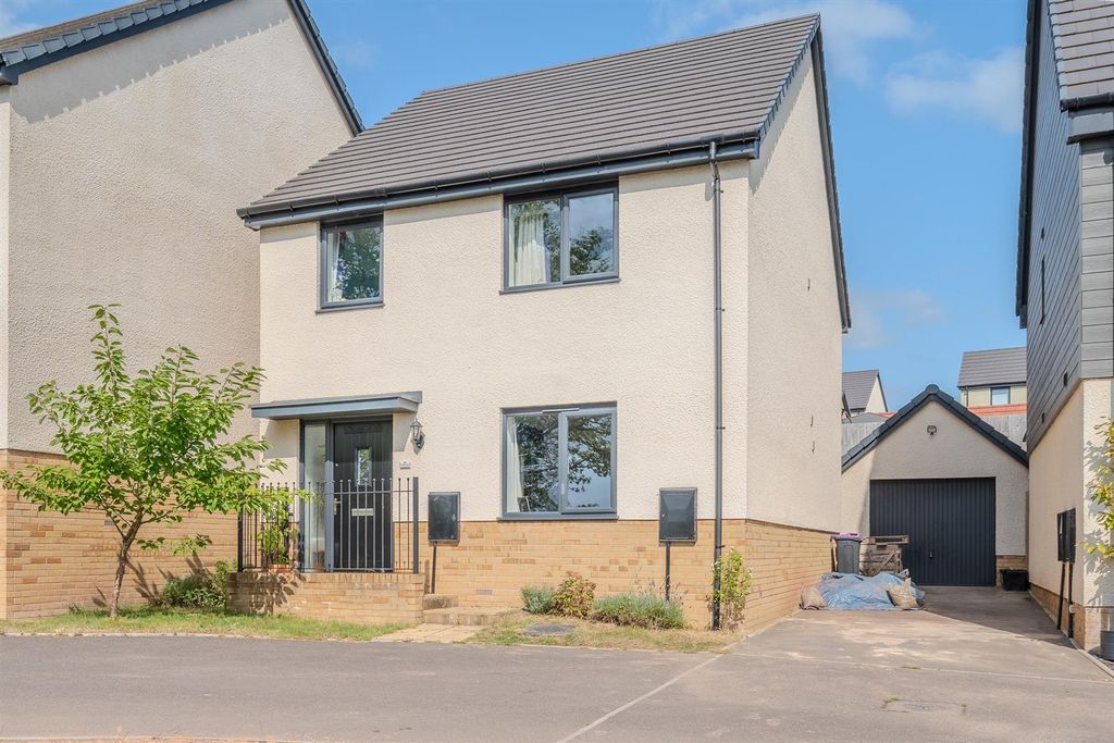 Property photo 1 of 27 27 Rhodfaâ€™R Hebog-26.Jpg