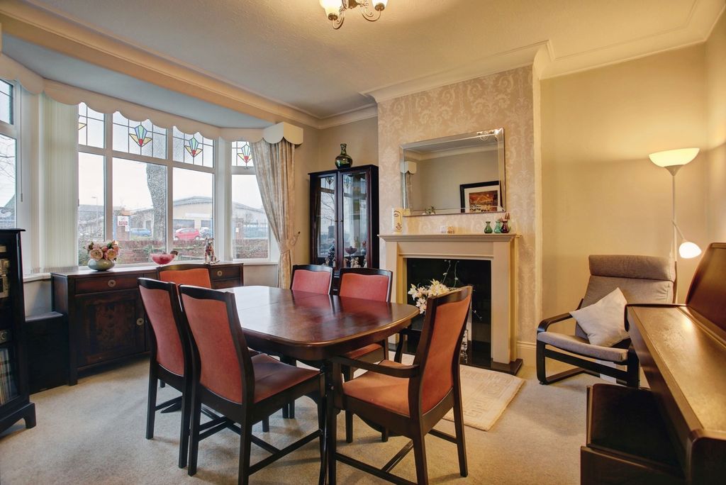 Property photo 3 of 14 Pbox-Img.Jpg