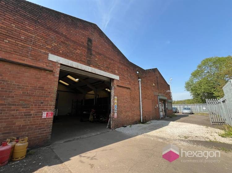 Property photo 2 of 8