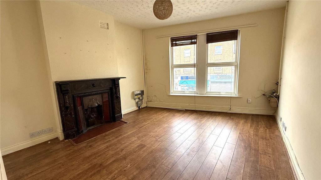 Property photo 2 of 7 Picture No. 02