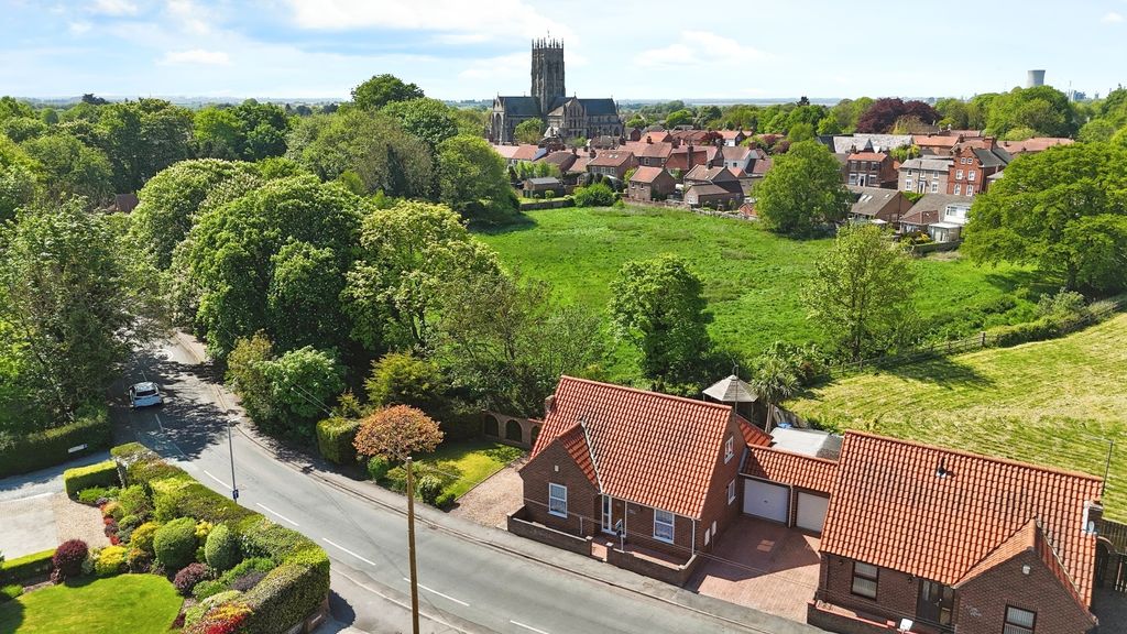 Property photo 1 of 18 4161865