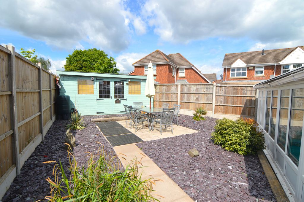 Property photo 1 of 21