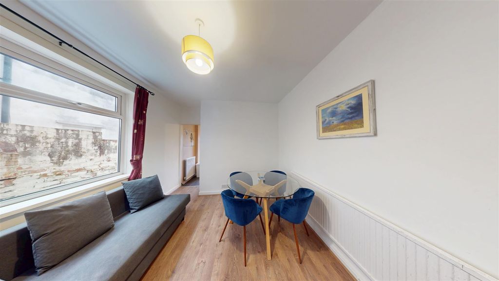 Property photo 2 of 12 134 Malefant Street - Rec 3.Jpg