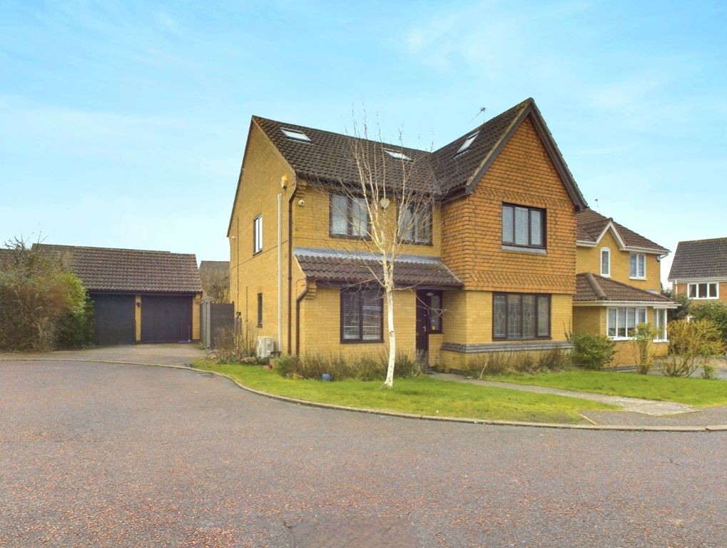 Property photo 1 of 22 Media Image 00