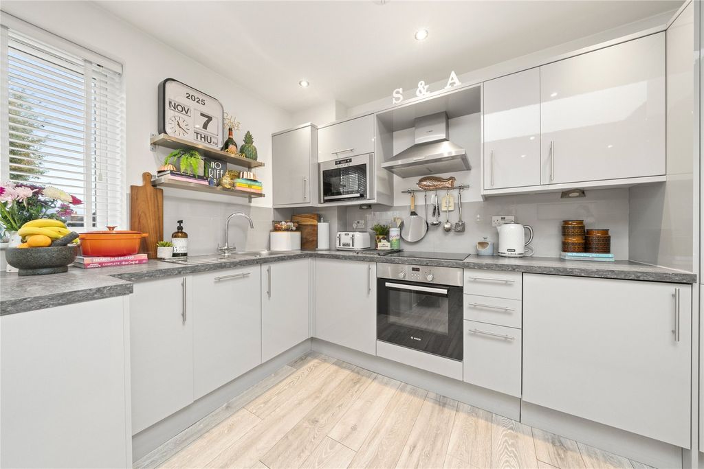 Property photo 2 of 8 Picture No. 05