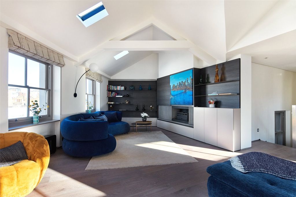 Property photo 3 of 27 Picture No. 50