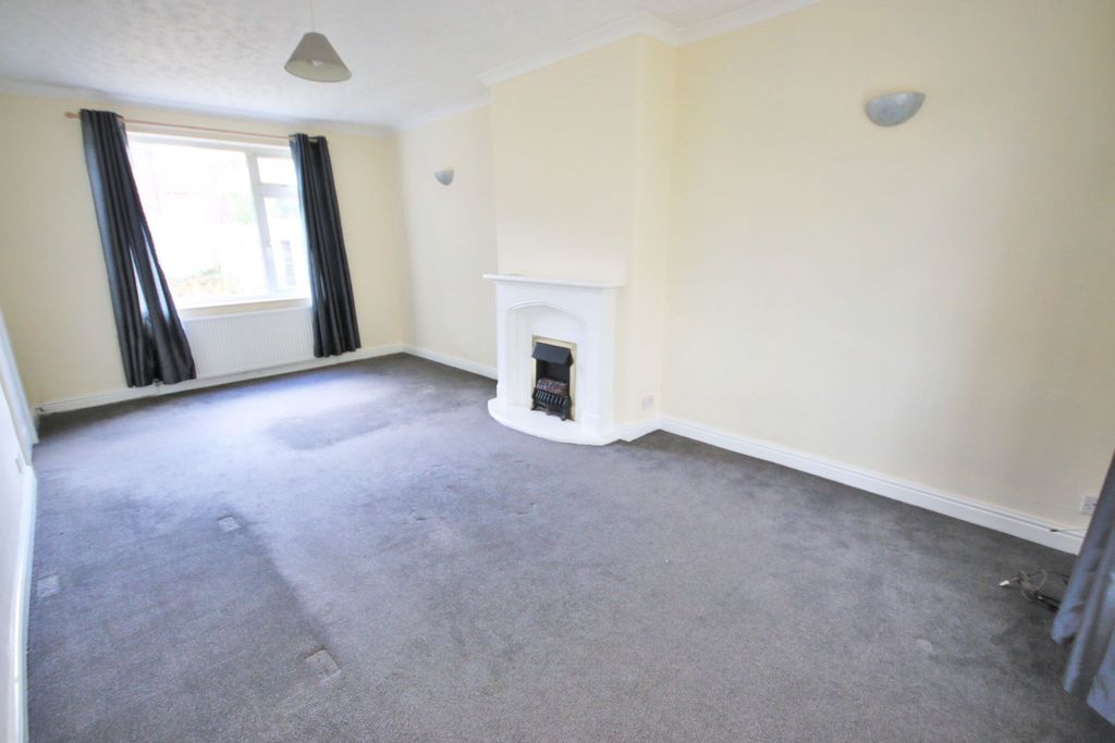 Property photo 2 of 11 Photograph 2