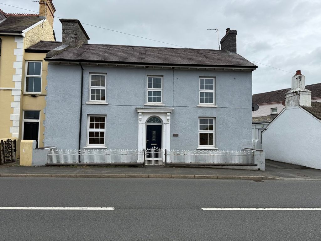 Property photo 1 of 34