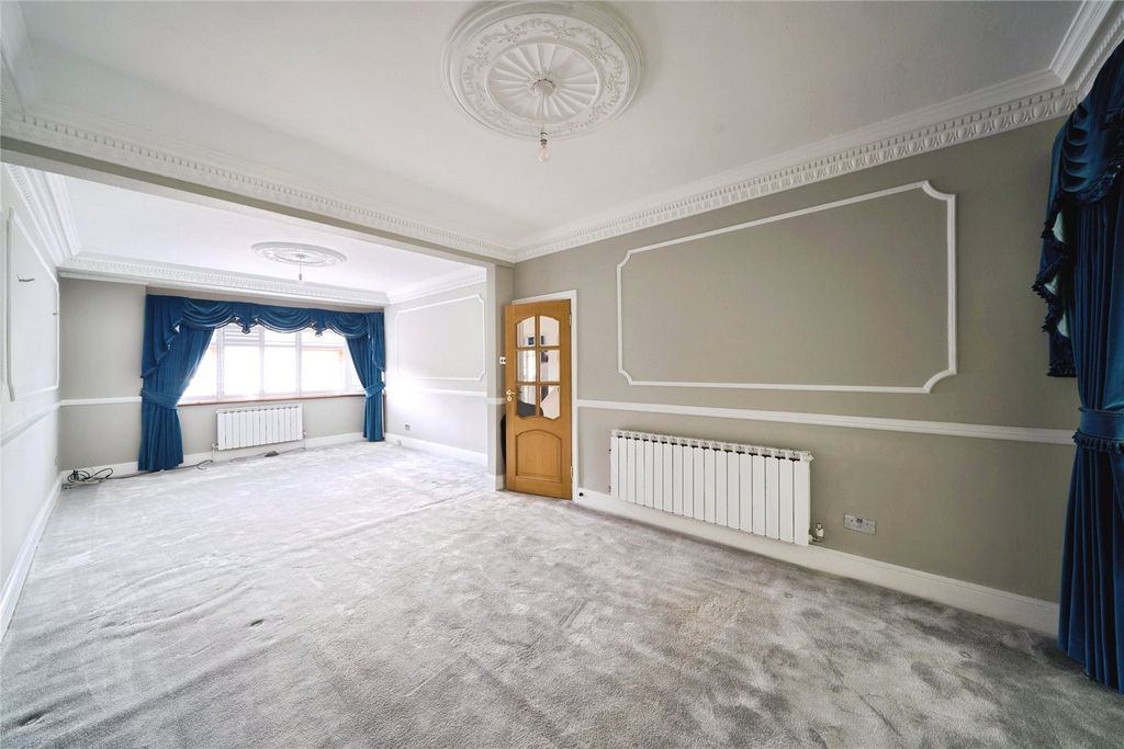 Property photo 3 of 18 Picture No. 13