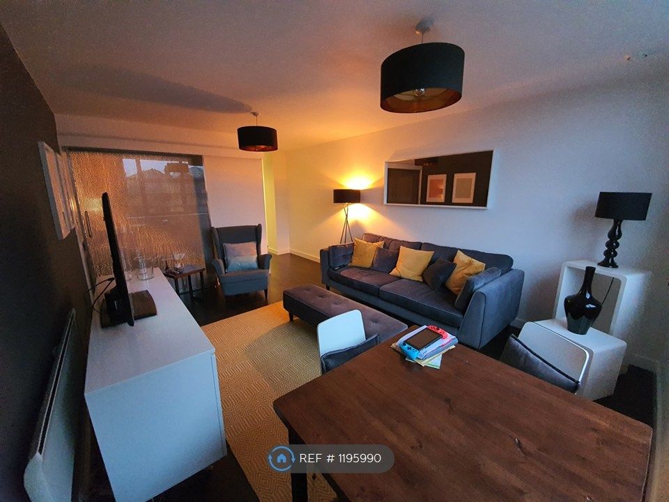 Property photo 2 of 12