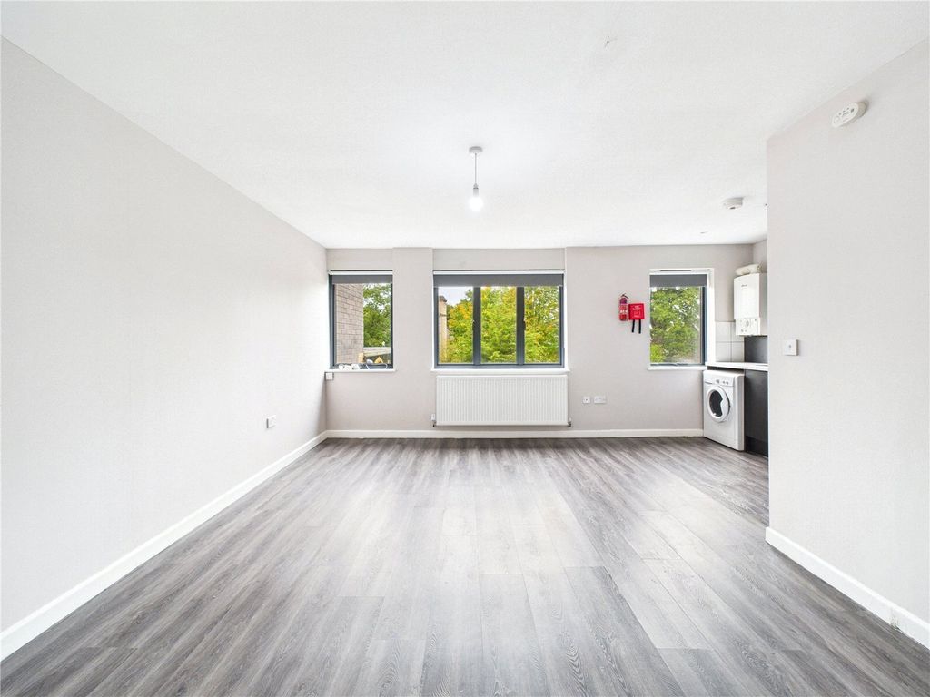 Property photo 1 of 10 Picture No. 09