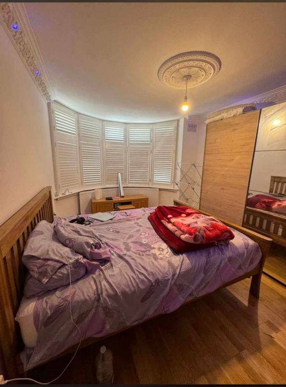 Property photo 1 of 6 Double Room To Rent Close To Barking Tube Station- Ideal For Couple