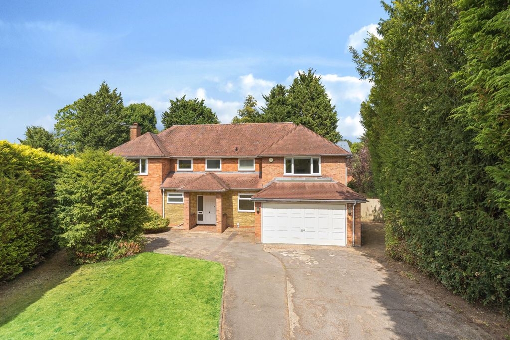 Property photo 1 of 11