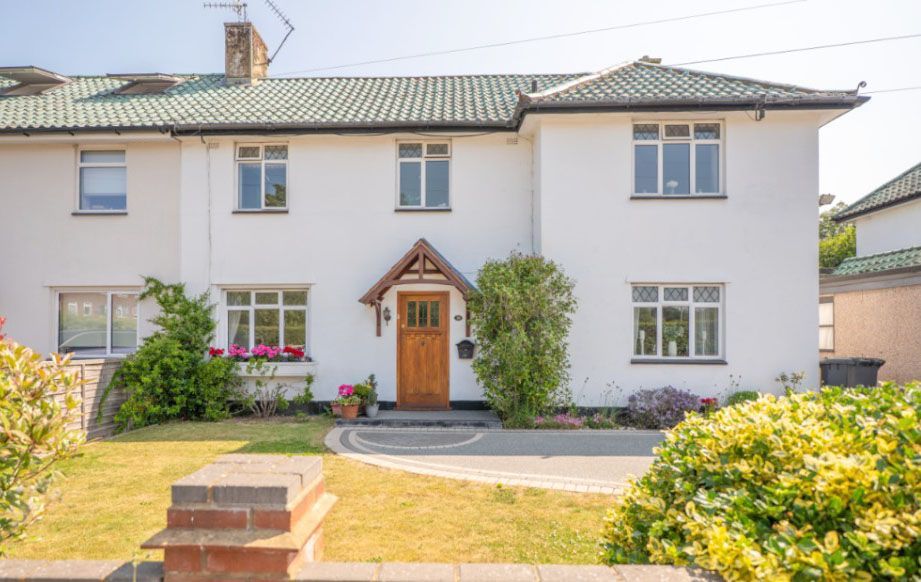 Property photo 1 of 16