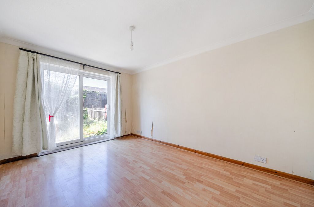 Property photo 2 of 12 1493055-6-6A58B19...