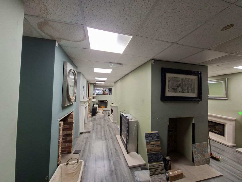 Property photo 3 of 8 1401.Jpg