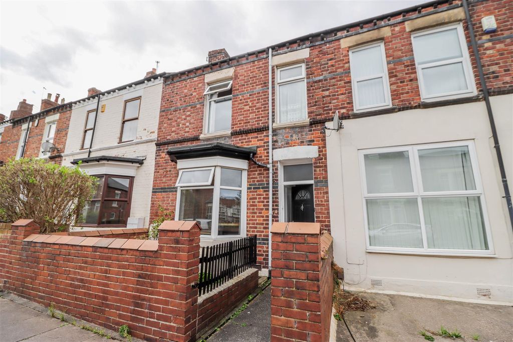 Property photo 1 of 12 Front External