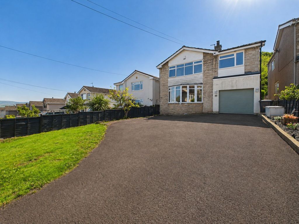 Property photo 2 of 30
