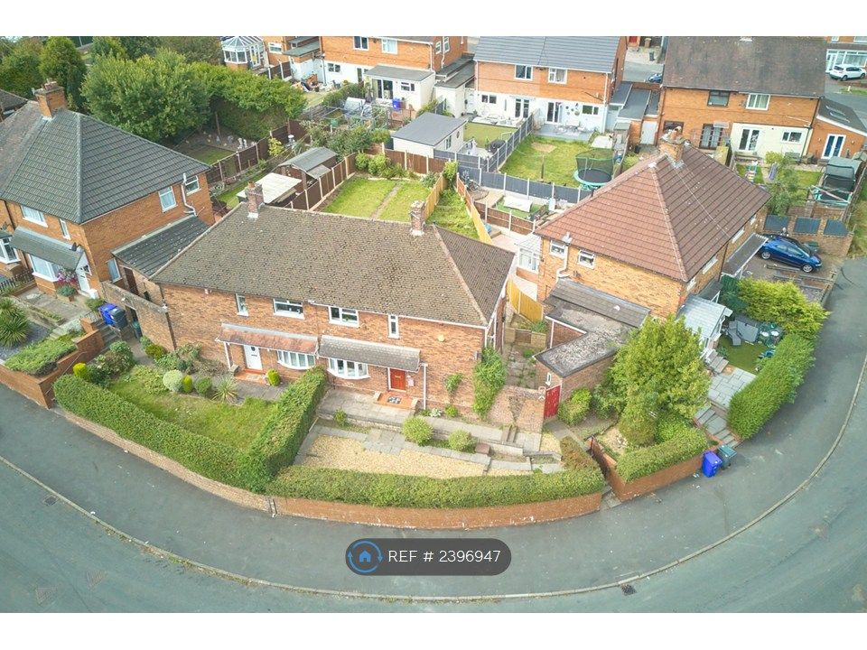 Property photo 1 of 32