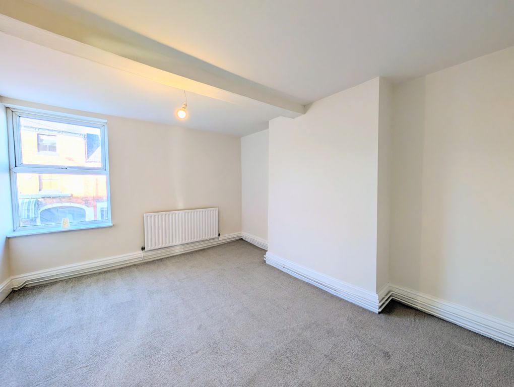 Property photo 2 of 9 Image