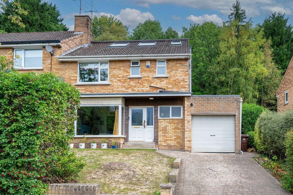 Property photo 1 of 34