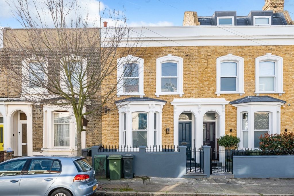 Property photo 2 of 15 1093410 (1)